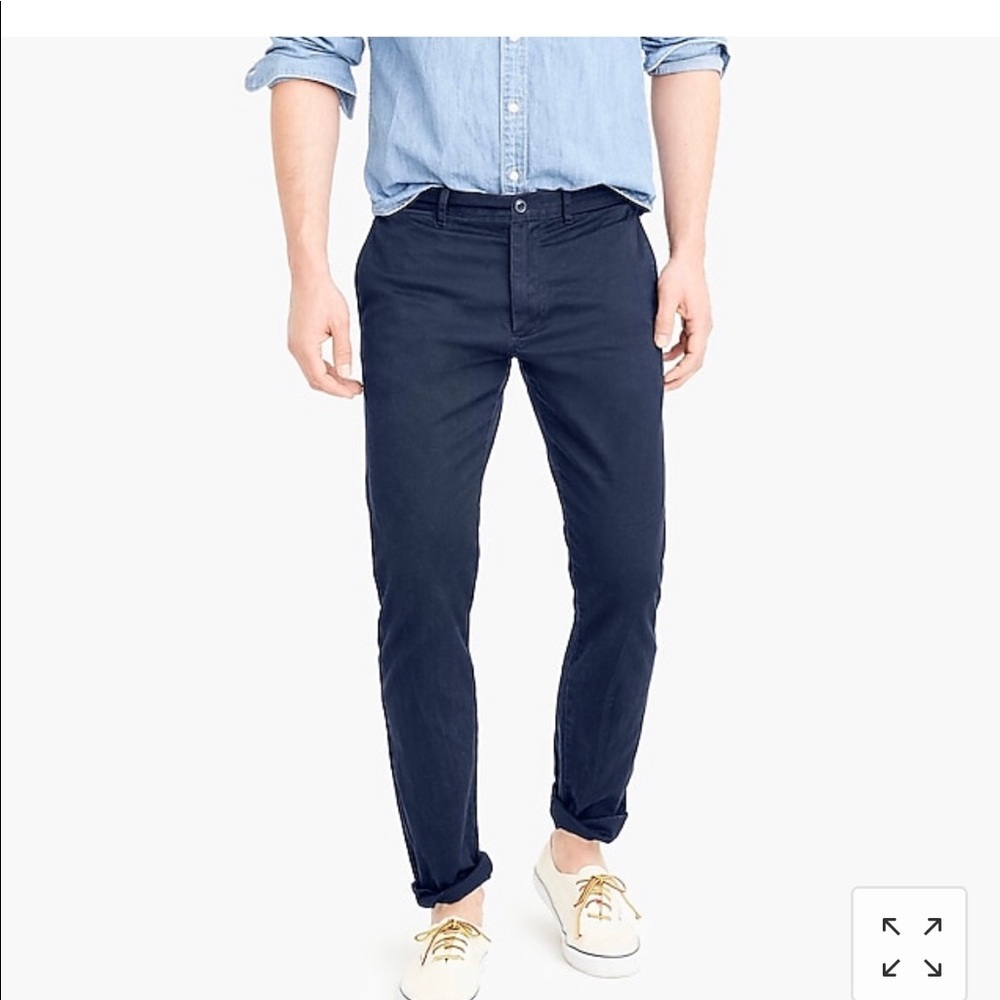 J Crew Men’s 484 Navy Chino 30/30